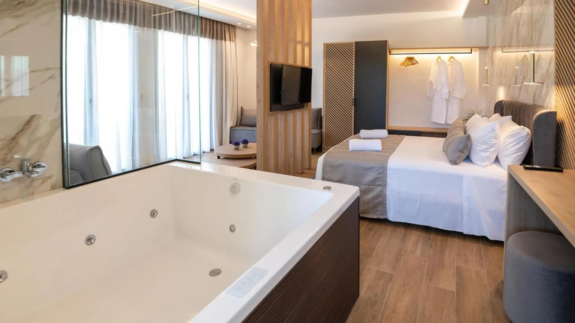 John & Mary Suites Rethymno  Greece
