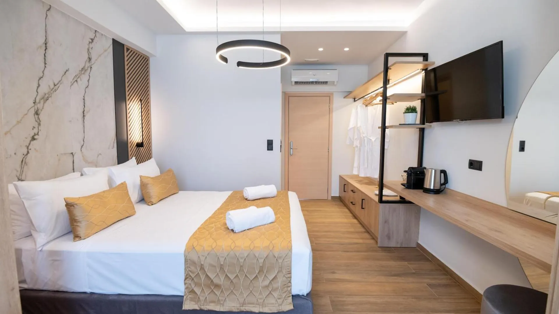 Daire John & Mary Suites Resmo